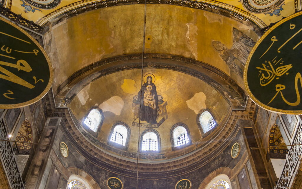 virgen con el niño hagia sophia